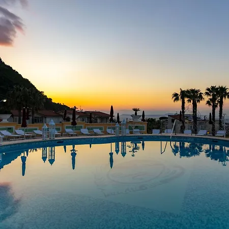 Grand La Pace (adults Only)