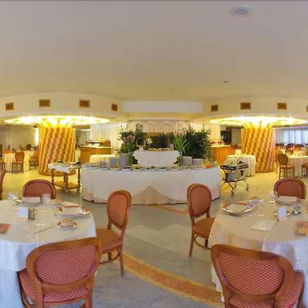 ホテル Grand La Pace (adults Only) サンタニェッロ