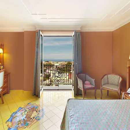 ホテル Grand La Pace (adults Only) サンタニェッロ