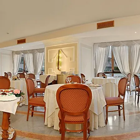 Grand La Pace (adults Only) Sant'Agnello
