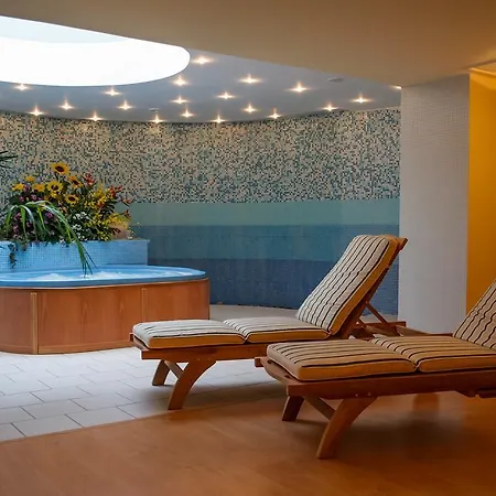 Grand La Pace (adults Only)