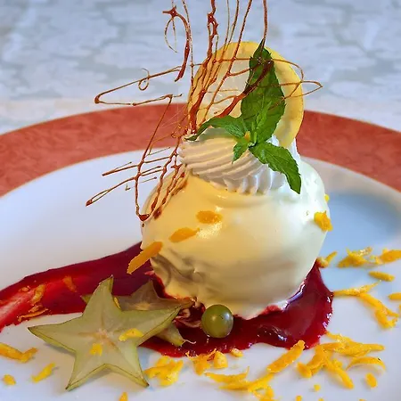 Hotel Grand La Pace (adults Only)