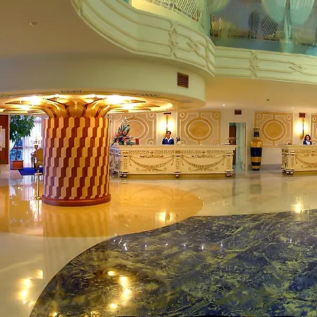 Hotel Grand La Pace - 5*