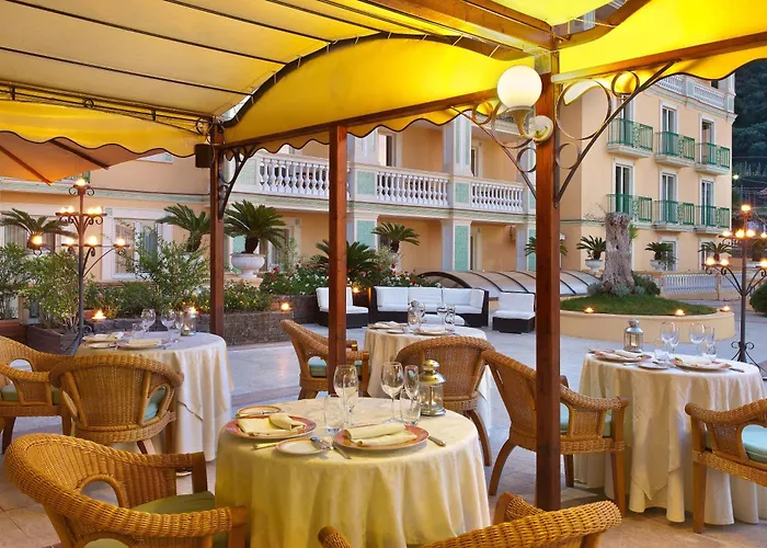 Hotel Grand La Pace (adults Only)